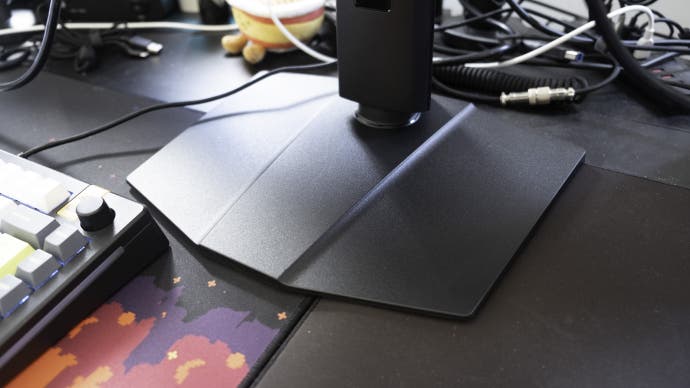 Review of the MSI MPG 272URX: Cutting-Edge 27-Inch 4K 240Hz QD-OLED Monitor