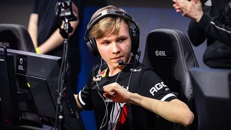 CS2 Star m0NESY Transferred from G2 for a Substantial Fee to Join Former Teammate NiKo on Falcons
